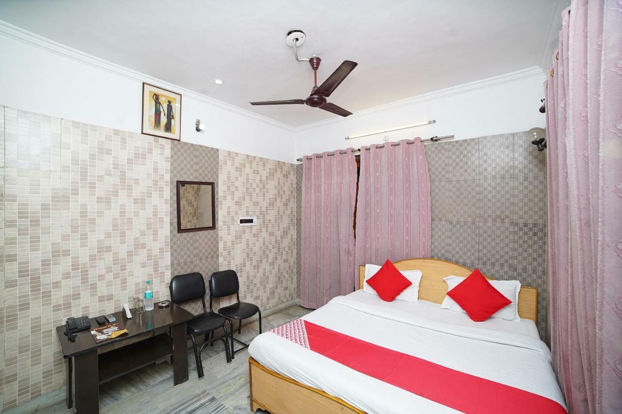 Oyo 39543 Hotel Kk Pantnagar Dış mekan fotoğraf