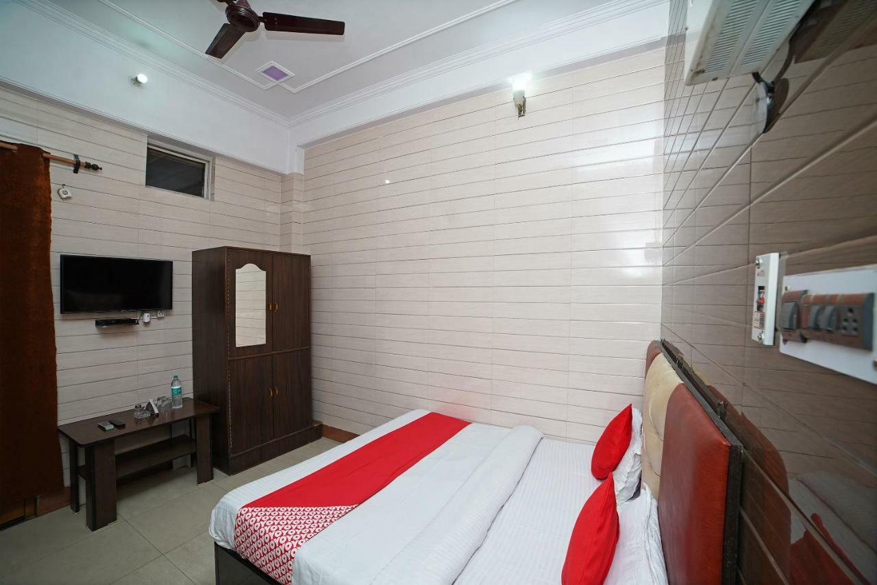 Oyo 39543 Hotel Kk Pantnagar Dış mekan fotoğraf